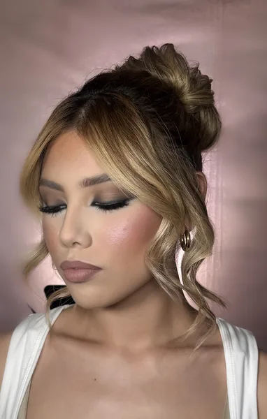 Maquillaje y Peinado Social Premium Orlando - 1