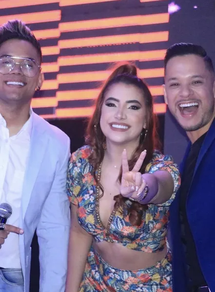 Estilismo Animadora Presentadora de TV Orlando - 6